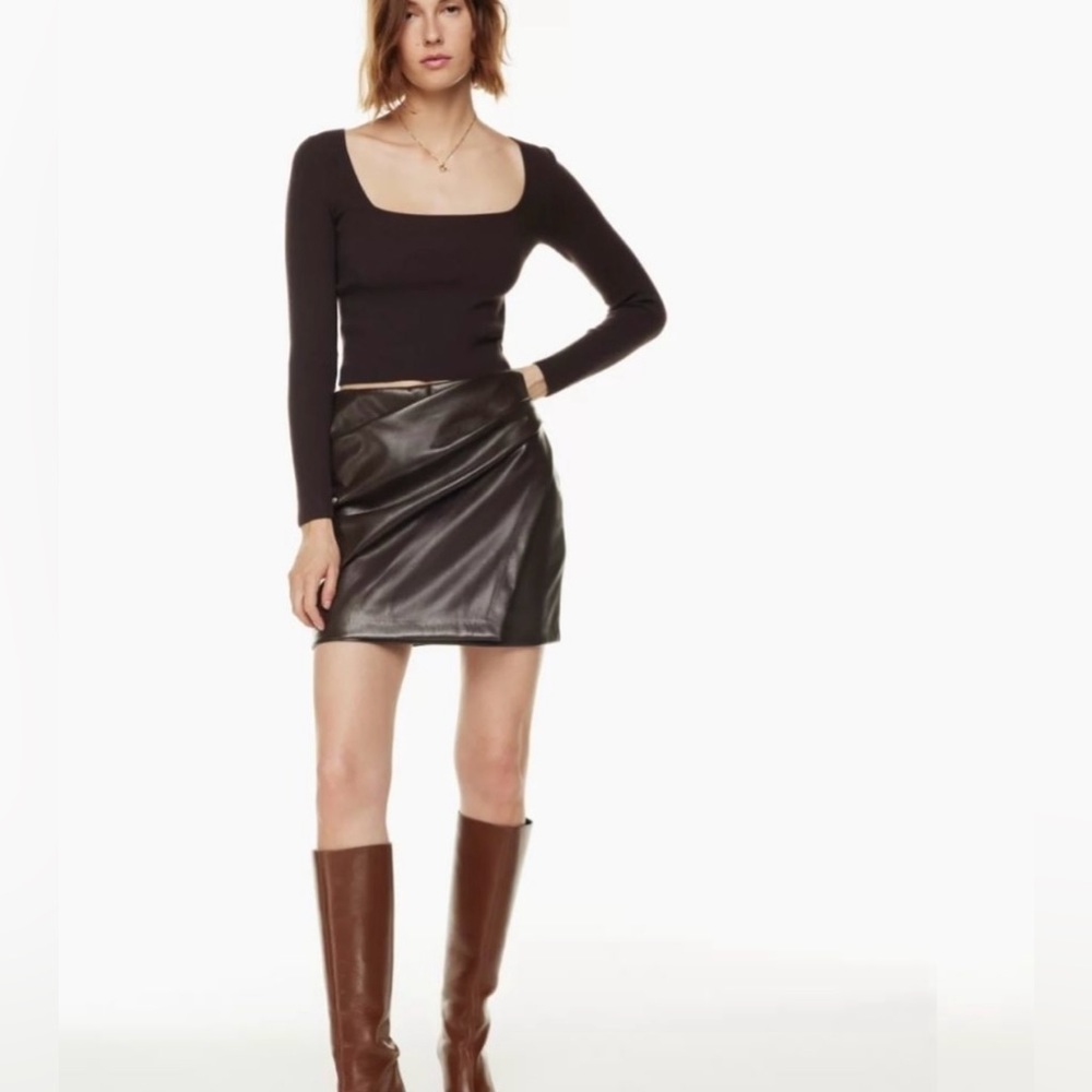 NWT Aritzia Wilfred Leather Wrap Skirt- 14